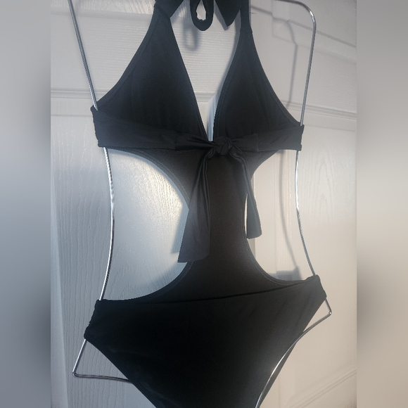 EXPRESS monokini swimsuit - Picture 3 of 5